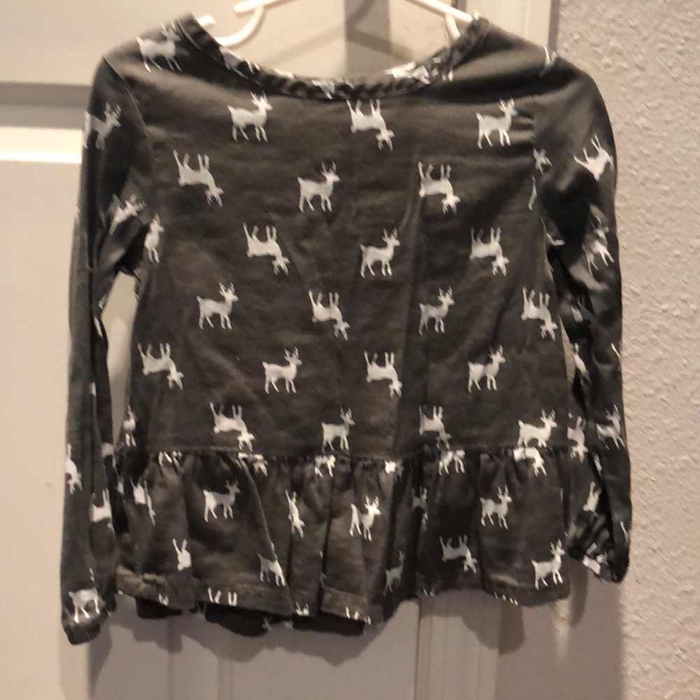Girls 3t reindeer shirt
